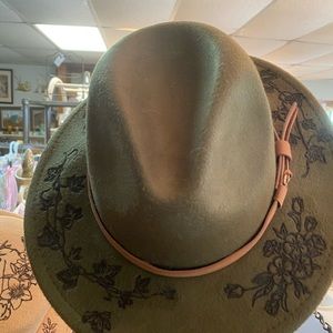 Hand designed hat with Ivy leaf designs